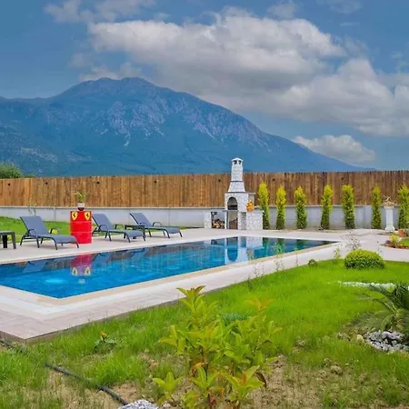 Vila Modern, Havuzlu Lux