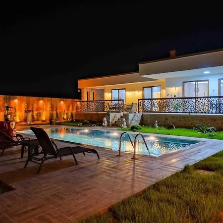Vila Modern, Havuzlu Lux *